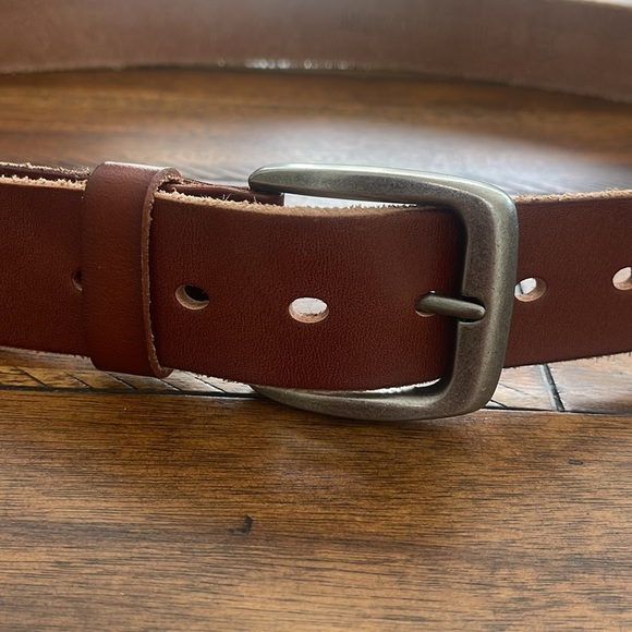 Men’s Brown Full Grain Leather Belt size approx  48” long - Picture 10 of 14